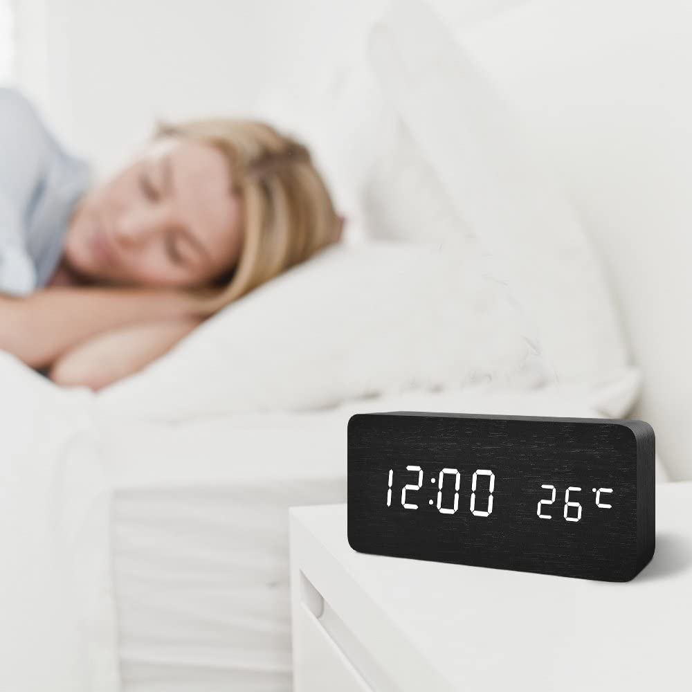 Wood LED Alarm Clock Temperature%20(4)